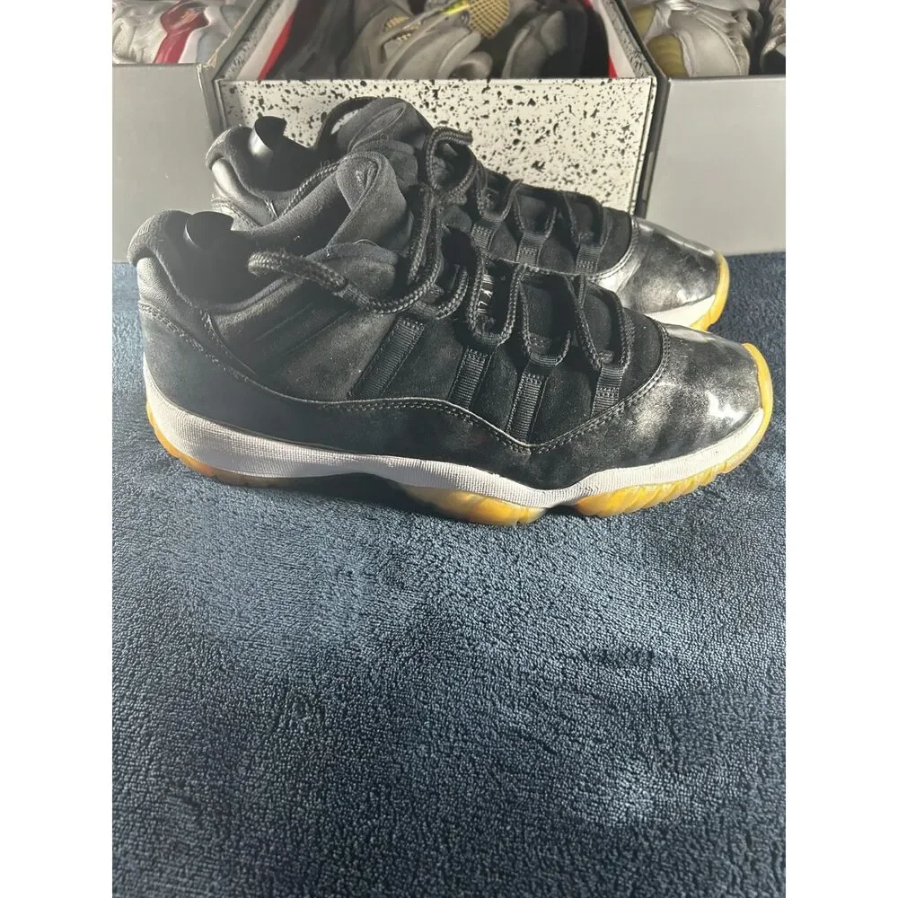Jordan 11 Low Barons